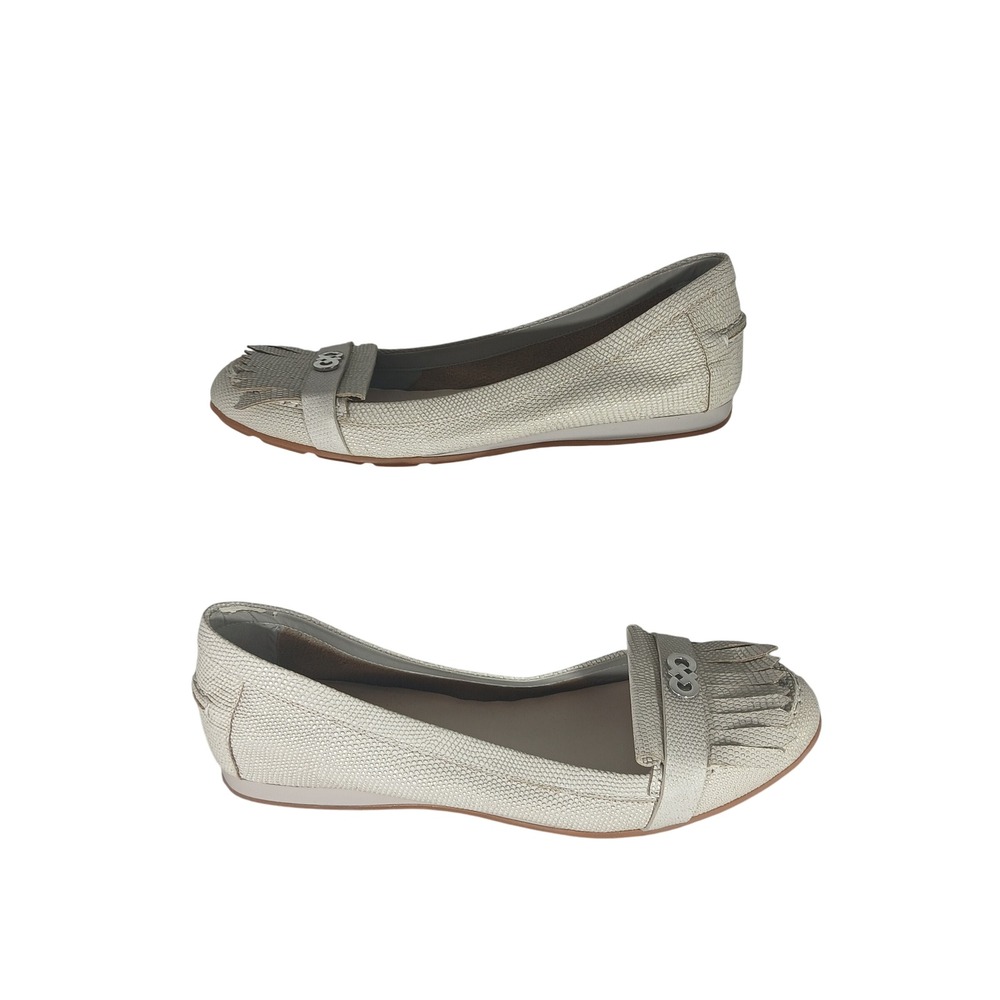 Cole Haan Kiltie Loafer Flats 9B Cream Textured Fringe D43166 Preppy Office Chic